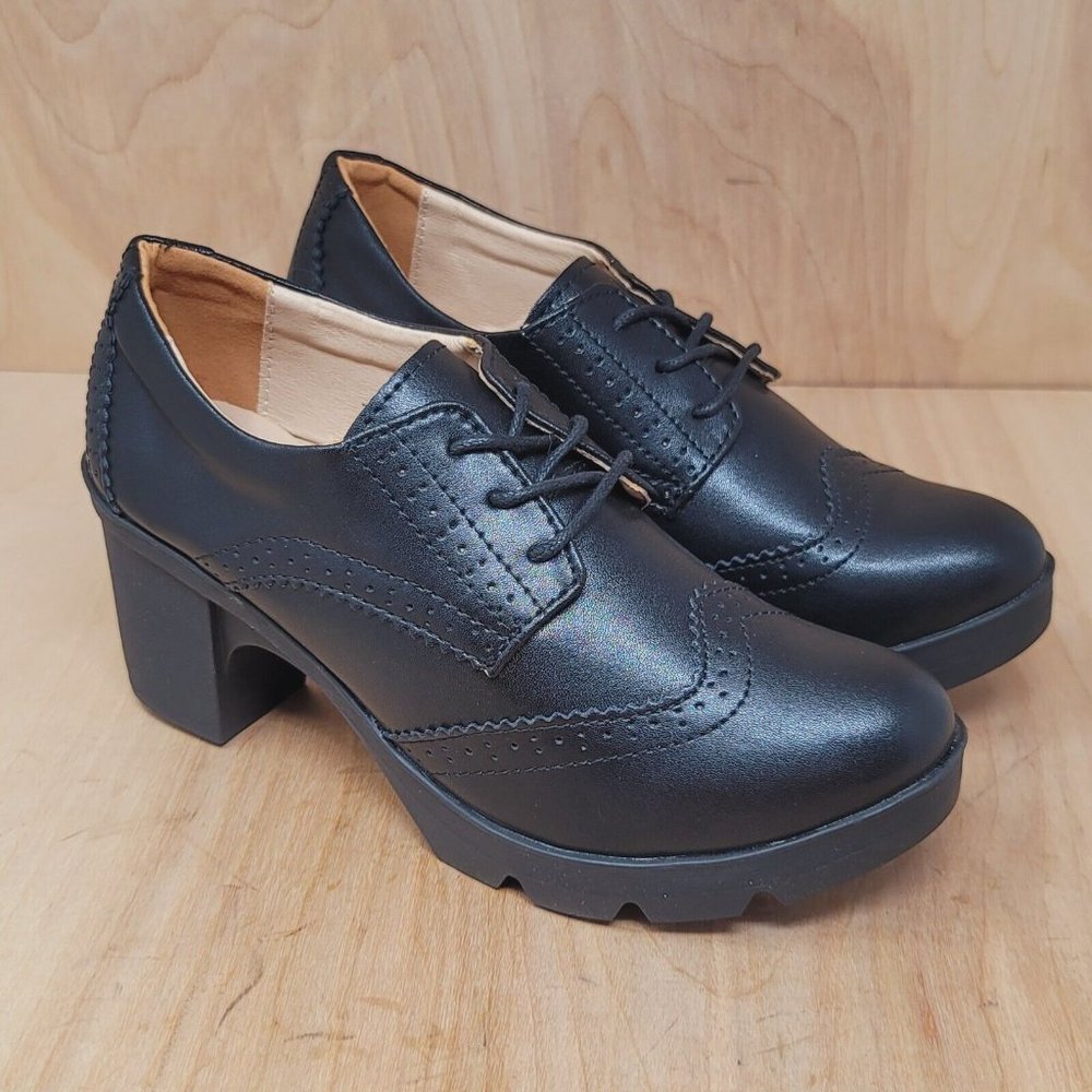 Fashion‎ Women's Clogs Size 8.5 M EUR 40 Black Heeled Wing Tip Dress Shoes